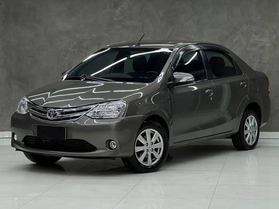 TOYOTA ETIOS 1.5 XLS SEDAN 16V FLEX 4P AUTOMÁTICO